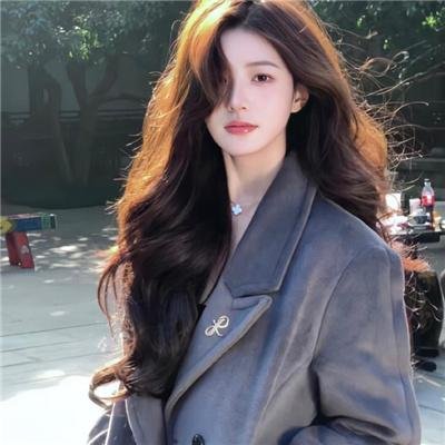 无情何必怨相逢